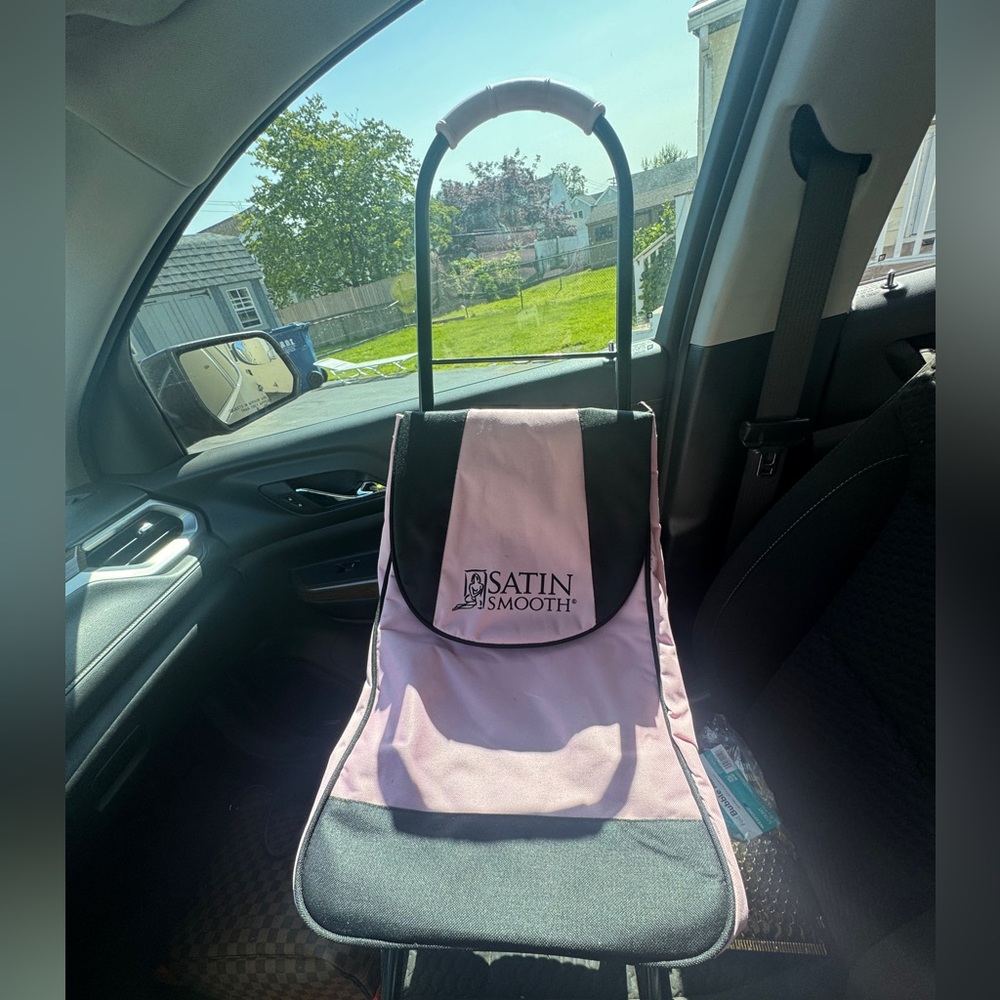 Satin Smooth Pink and Black Portable Chair